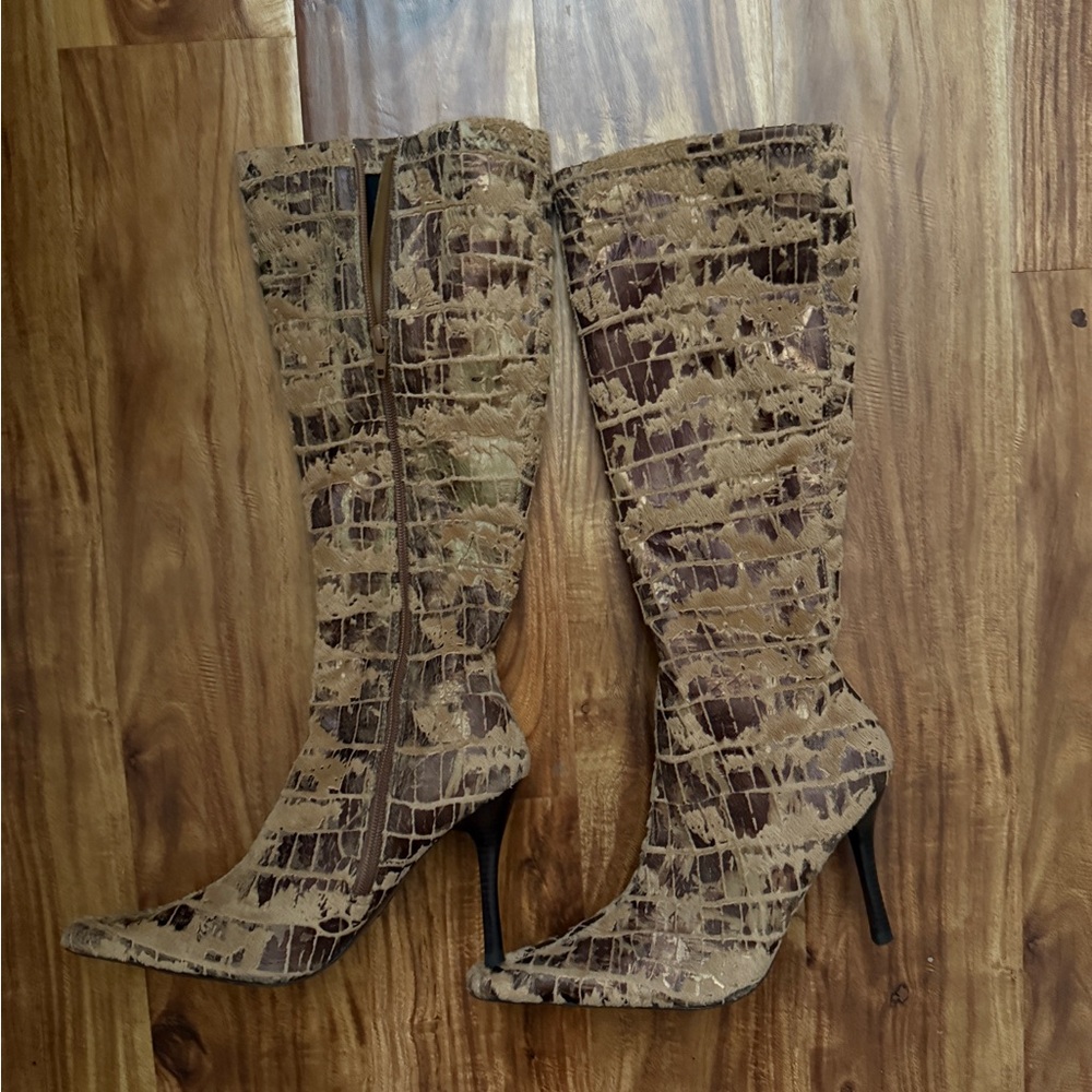 SOLD Animal print point toe boots